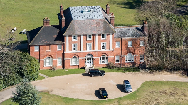 William and Kate set to move to new Windsor home Forest Lodge for 'fresh  start'