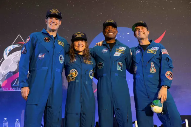 Astronautas apareceram em evento em Houston neste sabado