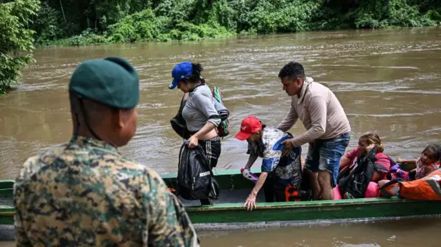 Migrantes en el Darién