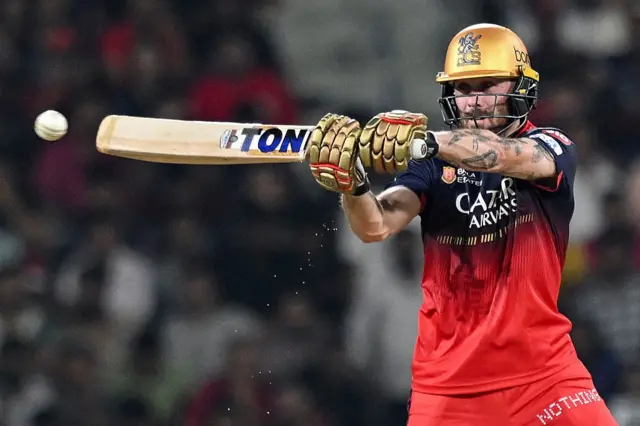 வெற்றியுடன் முதல் தகுதிச்சுற்றில் ஆர்சிபி