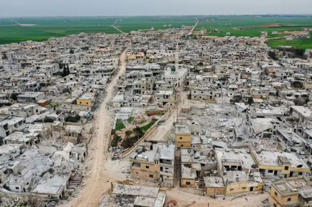 تصویری هوایی از یک روستای سوریه که به کلی ویران شده است