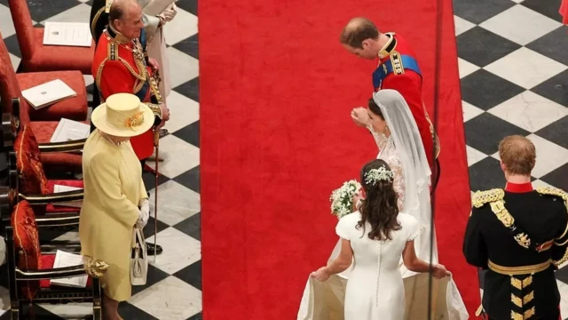 ханзаада Уильям менен Кэтрин Миддлтон