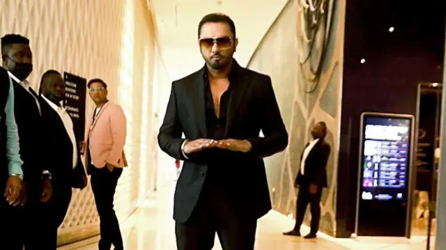 मशहूर रैपर हनी सिंह का नया वीडियो सॉन्ग 'मैनिएक' आया है