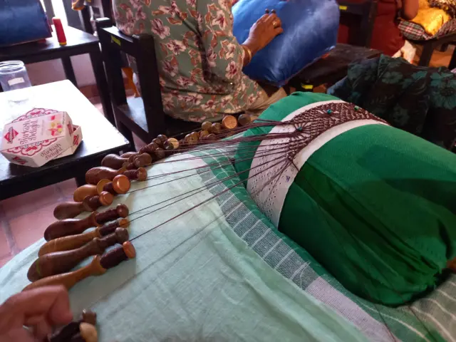 රේන්ද නිර්මාණයේ ස්වභාවය අනුව ඛීරළු කොට්ටයේ ප්‍රමාණය තීරණය වේ