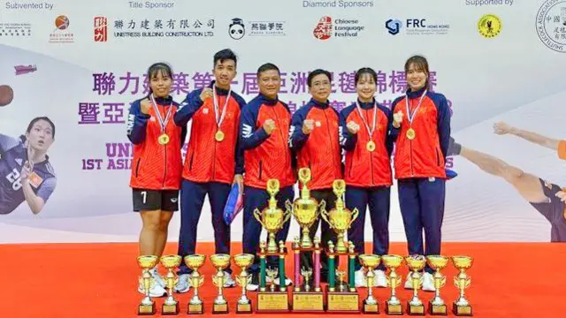 Vietnamese shuttlecock team