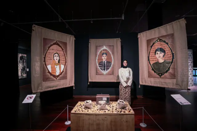 Arifa Safura, seni instalasi, cut nyak dhien, rumah cut nyak dhien, monolog cut nyak, tanah tubuh air mata darah nyawa, rantau, malaysia, national art gallery malaysia, national visual arts development board