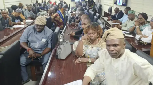 Ipade awọn akọroyin