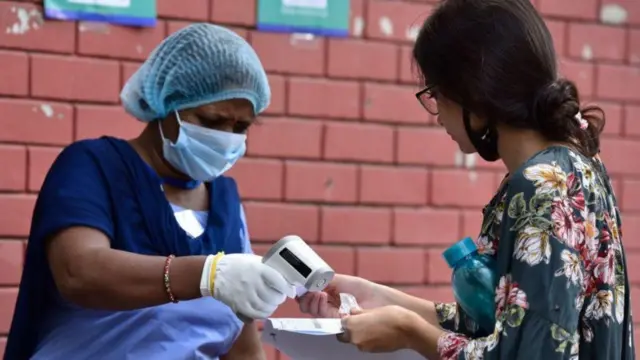 সবথেকে বেশি সংক্রমণ ধরা পড়ছে কেরালায়