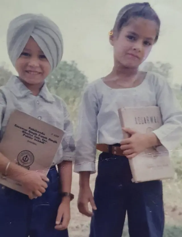 اے پی ڈھلوں