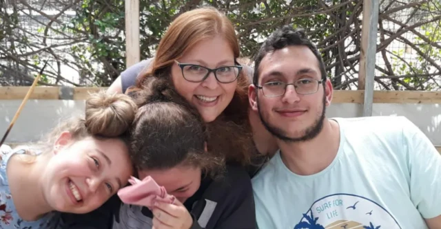 ቤተሰቡ አንድ ላይ