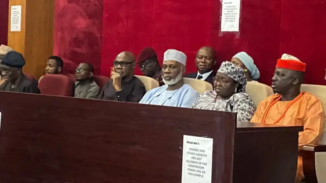 Oda representative wey dey show face for court to see how di pre-hearing dey waka