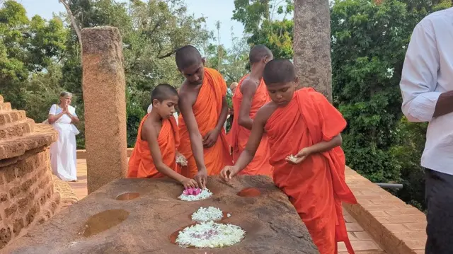 குருந்தூர்மலை