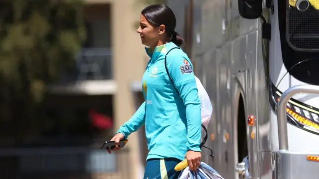 ایران در نخستین بازی باید با استرالیا و ستاره‌اش سم کر روبرو شود