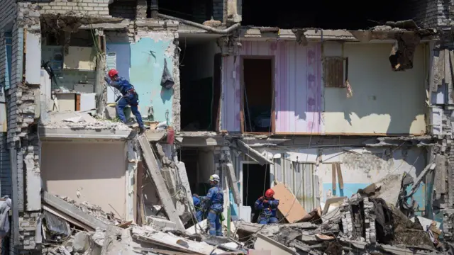 Зруйнована багатоповерхівка в Києві. 2 липня 2026 року