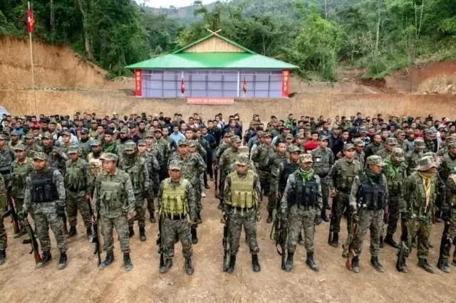 यूएनएलएफ़ के काडर