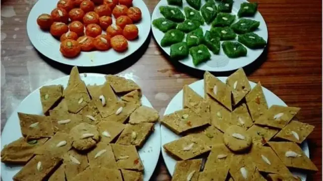 শবে বরাতে হালুয়া তৈরি ও বিতরণের চলও শত বছরের পুরনো রীতি