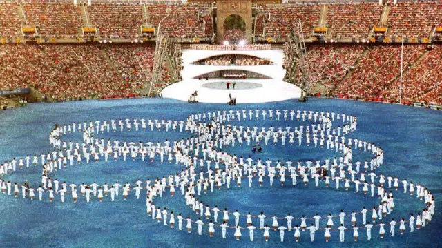 32 yıl önceki Barselona olimpiyatlarının açılış töreni 