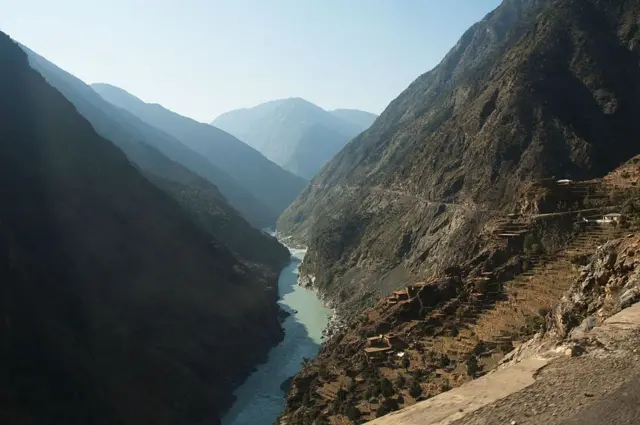 دریائے سندھ چلاس کے علاقے میں