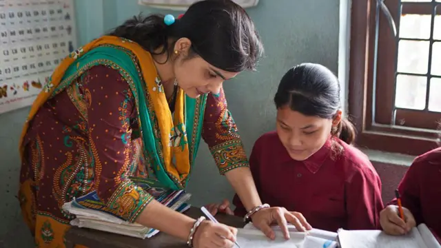 నేపాల్ టీచర్లు