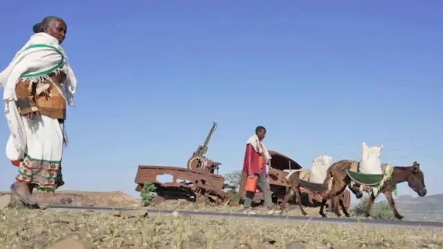 Haraagii dagaalka ayaa lagu arkayaa meel kasta oo Tigray ka mid, laakiin khatartu waxay ku badan tahay hubkii ku firirsanaa dhulka buuraleyda ah