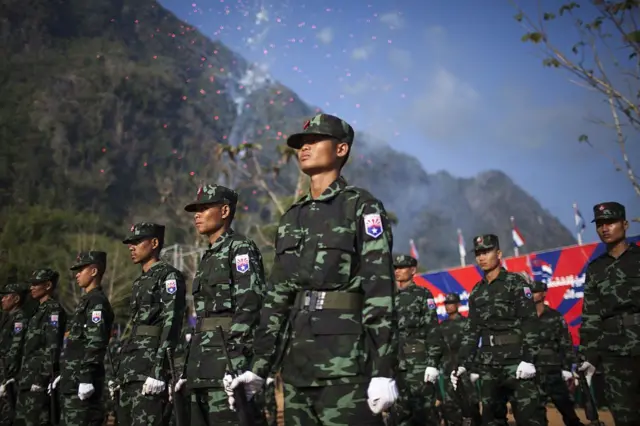 ၆၆ နှစ်မြောက် ကရင့်တော်လှန်ရေးနေ့ (ပုံဟောင်း) 