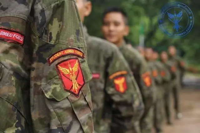 ကျောင်းသားလက်ရုံးတပ်တော် - SAF