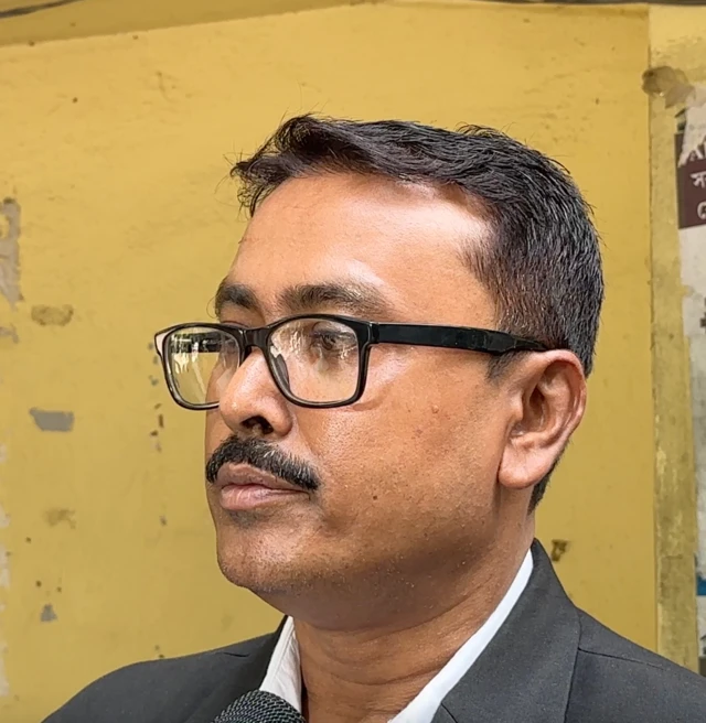 सरकारी वकील संजय भवाल