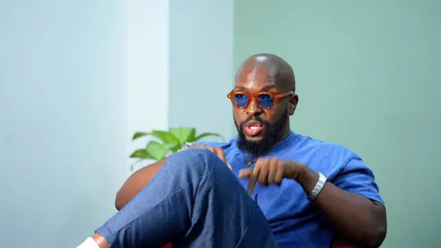 Nna m gbahapụrụ anyị oge m na-etolite etolite - Charles Born