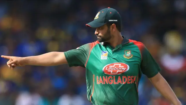 पूर्व क्रिकेटर तमीम इक़बाल (तस्वीर में) को नजमुल इस्लाम ने एक फ़ेसबुक पोस्ट में भारतीय एजेंट कहा था