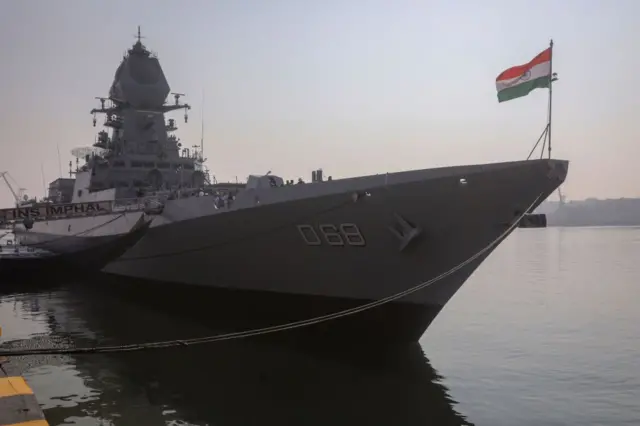 கத்தாரில் 8 முன்னாள் இந்தி கடற்படை அதிகாரிகளுக்கு தூக்குத்தண்டனை ரத்து