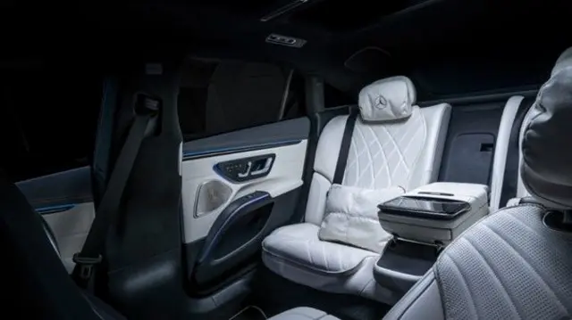 بنز می‌گوید اتاق EQS لوکس‌تر و راحت‌تر شده است