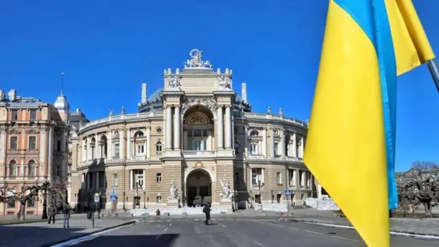 Оперний театр