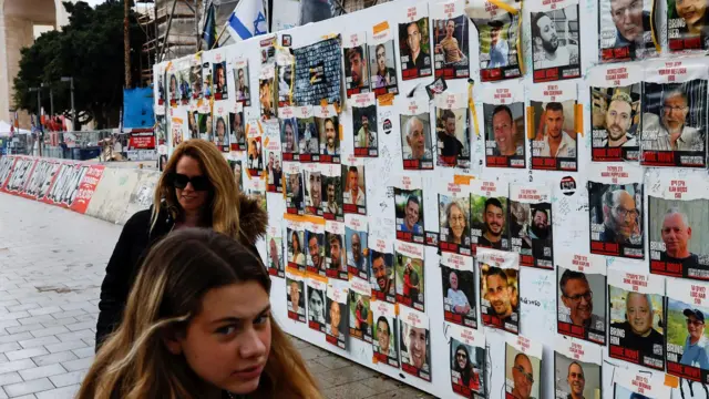 इसराइल के भीतर बंधकों को छुड़ाने की मांग हो रही है