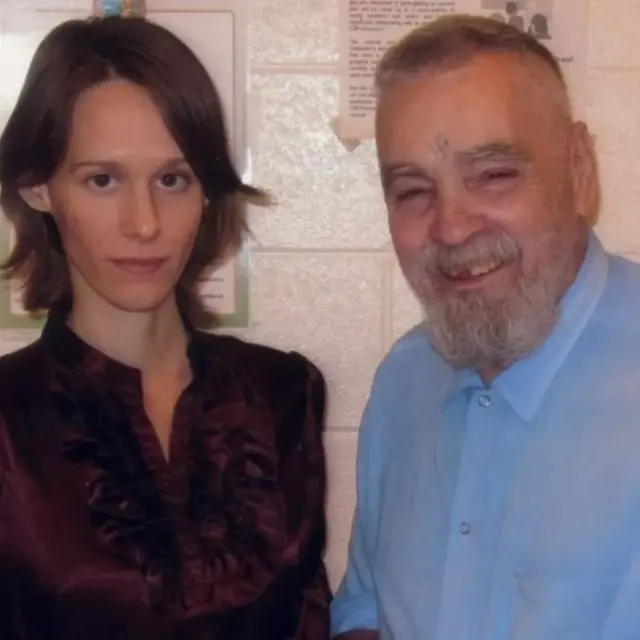 એફ્ટન અલ્ની સ્ટાર બર્ટન સાથે મેન્સન સંબંધમાં હતા પરંતુ ક્યારેય લગ્ન કર્યાં ન હતાં