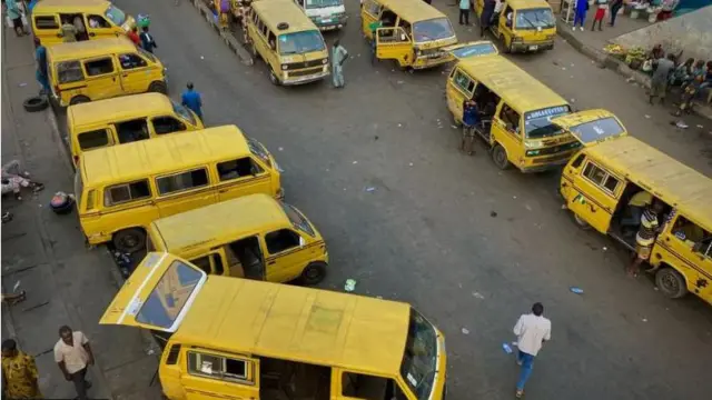 Bọọsi elero ni Eko