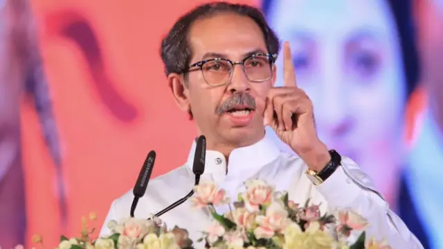 'ज्या मराठवाड्यात उद्धव ठाकरेंची चांगली प्रतिमा होती त्याला आता शिंदे आव्हान देऊ शकतील.'