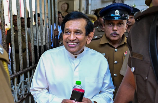 රාජිත සේනාරත්න