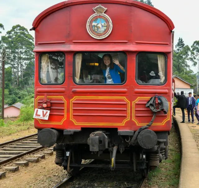 වයිස්රෝයි ස්පෙෂල් දුම්රිය