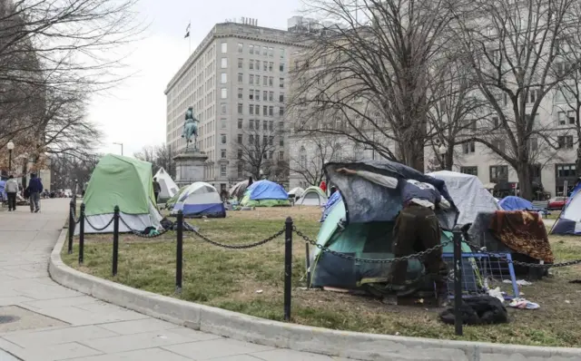 የጎዳና ላይ ተዳዳሪዎች መጠለያ