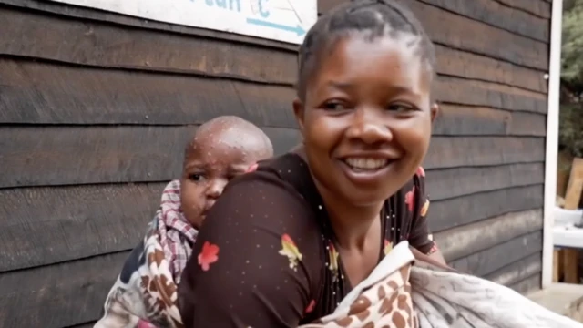 Akaranda - Mpox: Nzigire atwenga kuko anezerejwe n'uko akana kiwe katoye mitende.