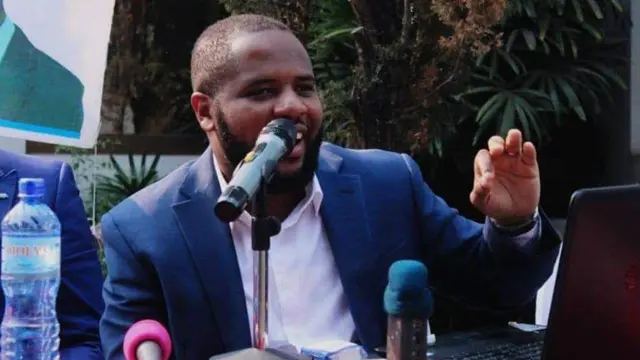 Nils Kinuani, responsable des politiques fédérales d’African Communities Together (ACT).