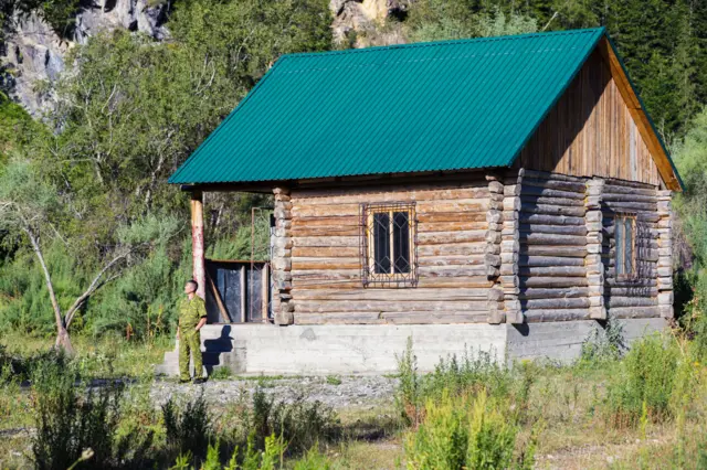 Көл жайгашкан "Сары-Челек" коругу өзгөчө коргоодогу аймак