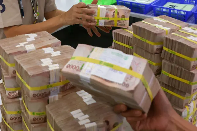 Thai bank notes