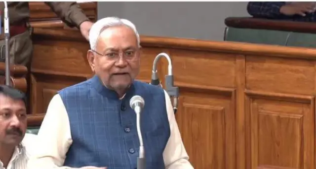 नीतीश कुमार 