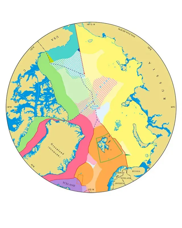 pegunungan es arktik