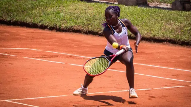 Sada usanzwe ukinira mu Bufaransa yagarutse iwabo mu Burundi muri weekend ishize gushaka amanota muri iri rushanwa