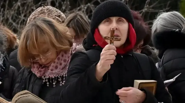 مخالفان ازدواج همجنسگرایان در یکی از میدان های اصلی آتن تظاهرات اعتراضی برپا کرده بودند