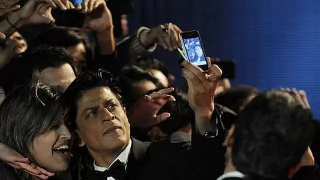 Shah Rukh Khan iyo taageereyaashiisa