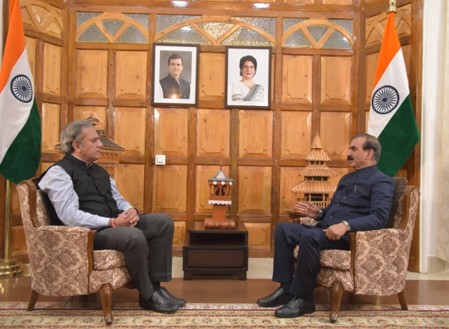 सुखविंदर सिंह सुक्खू ने बीबीसी संवाददाता राघवेंद्र राव के साथ ख़ास बातचीत की