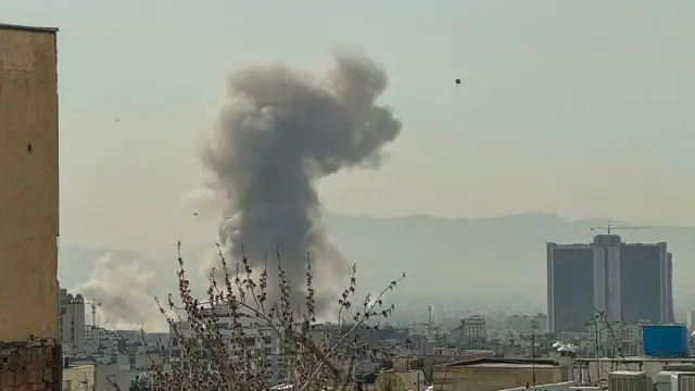 တီဟီရန်မြို့လယ်မှာ ပေါက်ကွဲမှုဖြစ်ပြီးနောက် တွေ့ရတဲ့မြင်ကွင်း